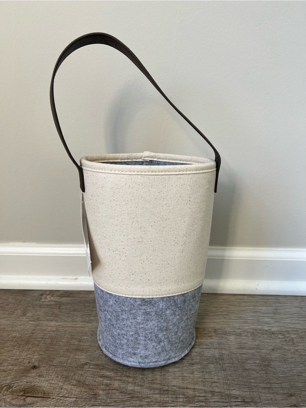 Thirty-One Canvas & Felt Wine and Gift Bag with Leather Handle